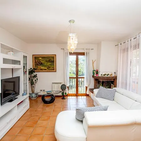 L Argentiera Con Posto Auto Holiday home *